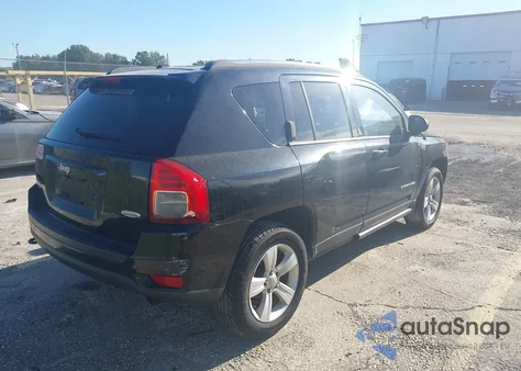 2013 Jeep Compass Latitude из США, поврежденный, VIN 1C4NJDEB8DD207450